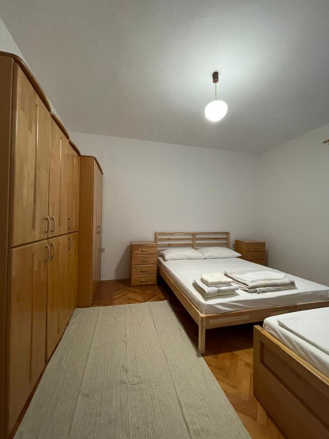 Holiday House Fila Turanj Bagian luar foto